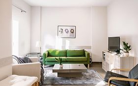 King George Apartment By Binobi !